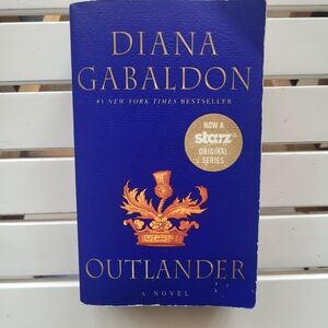 Outlander Novel by Diana Gabaldon
